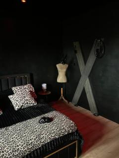 Lindomptable love room - 4