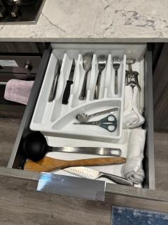 Executive 2 beds and 1 bath suit - 3