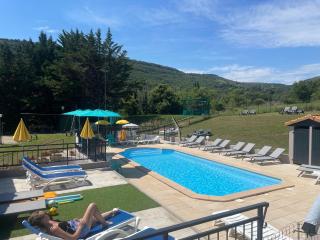 Les Mûriers - Piscine et Jeux - Gîtes Ardèche Sud - 0