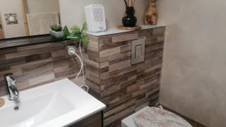 Une Clé Pour Deux - Chambre romantique avec Patio & Spa privatifs - 4