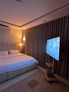 Cozy Studio in the Heart of the City with Tower Views & Private Outdoor Space - 4