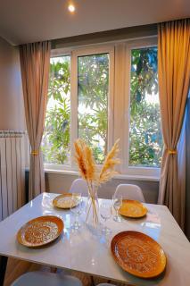 #1 Location Tbilisi 2BR Liberty Square Balcony - 4