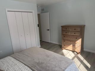 Beautiful Colonial in the Poconos - 6