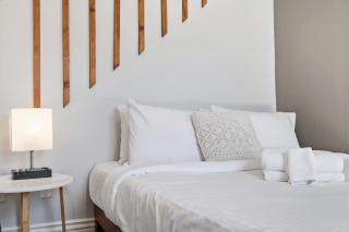 Charming Historic Foursquare Home 4BR Backyard - 6