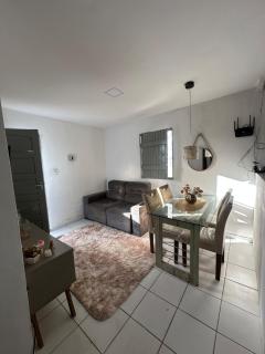 Casa Aconchegante com 2 quartos a 9 minutos de carro para as praias mais procuradas da região - 8