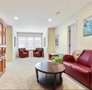 Perfect World Cup Home for Large Group or Family! - 3