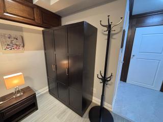 Spadina Boutique Rooms - 1