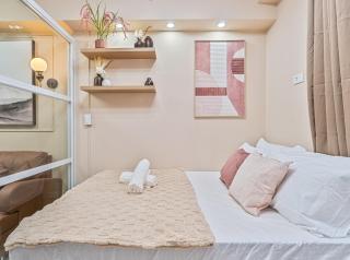 Mactan Cebu Cozy Relaxing Studio with Pool View Balcony - 7