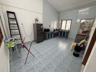 79 Homestay Layang-Layang - 6