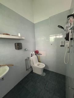 79 Homestay Layang-Layang - 5