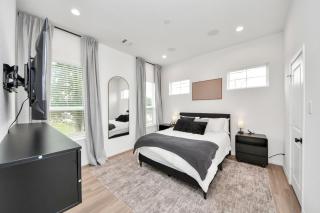 Modern Stay Near NRG, Texas Medical Center, Downtown - 9