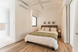 Spacious and modern apartment 3 bedrooms - 1