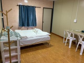 ท่าเรือห้องพัก Tha Ruea hongpak - 8