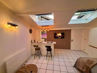 NEW - Appart-Narjiss, Elegance & comfort in REIMS - 2