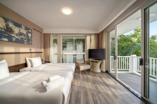 Premier Resort 4BR Villa with Pool & Beach Access - 7