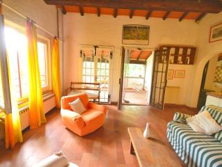 Holiday home with shared pool - San Marcello Pistoiese - 2