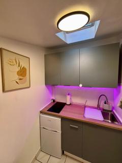 NEW - Appart-Narjiss, Elegance & comfort in REIMS - 7