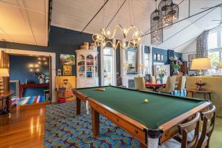 The Church House - Spacious Heritage Escape for Two - 9