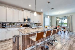 Last Minute Disney Getaway Private Pool Hot Tub Game Room. Book Now 17194 - 2