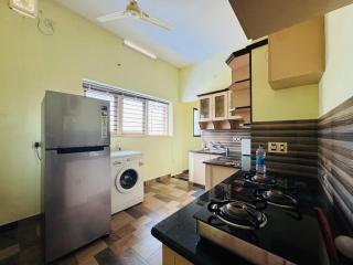 Nayana's Highway Nest 2bhk - 3