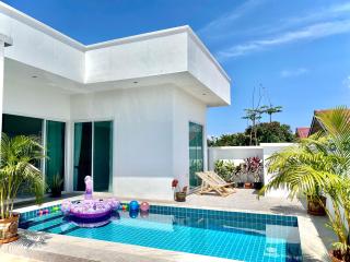 Cattleya Pool Villa, Mabprachan Lake, Pattaya - Nong Prue - 0