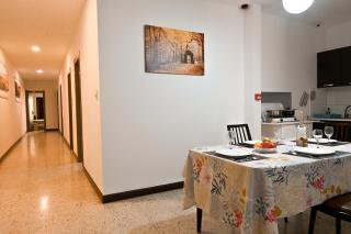 Sharon Court Guesthouse - 9