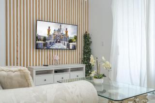 Last Minute Disney Getaway Luxury Condo with Private Balcony. Book Now 58077 - 2