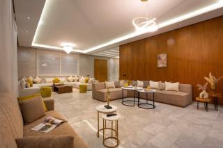 Villa in Marrakech with Private Pool & Garden - 9