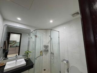 Studio Lake view - 4