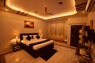 Pink City Retreat 3BHK Luxury Stay in Vaishali Nagar - 0