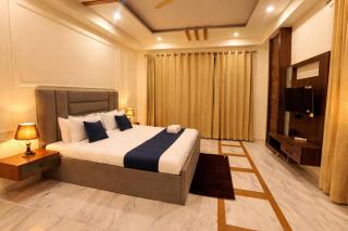 Pink City Retreat 3BHK Luxury Stay in Vaishali Nagar - 4