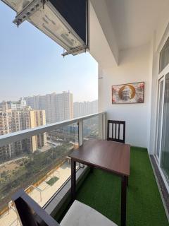 1BHK Luxurious Suites sector 75 noida City View With The lockwoodzz - 4