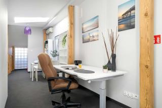 Two-level Apartment with Air Conditioning and Workspace close to the City Center by Noclegi Renters - 1