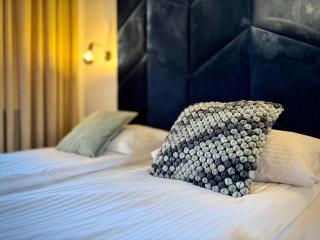 Golden rooms by Rentoom - 9