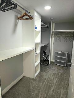 Luxurious home away from home with Aircon - 7