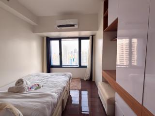 SkyExecutive Suite at Air Residences Makati Wifi Netflix I AIR 5157 - 3