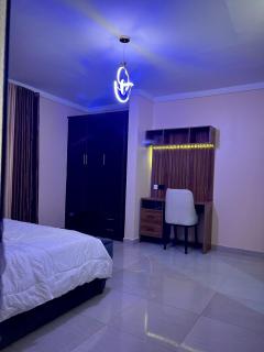 OA Homes & Shortlet Luxury 2BR Wuye Apartment - 1