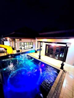 Asian House Pool Villa - 0