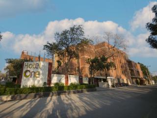 Hotel One Faisalabad - 8