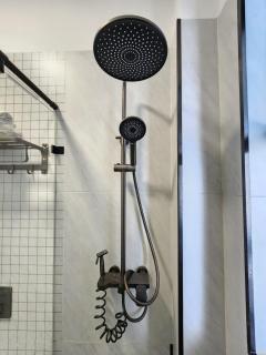 Comfort living one bedroom apartment with fully equipped ,gym, heated swimming pool private parking space, child play area and amazing scenic views - 1