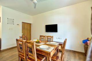 2bhk apartment with pool near candolim - 3