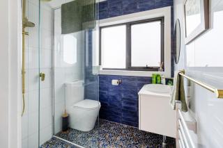 Charming Beachside Stay in Port MacDonnell - 3