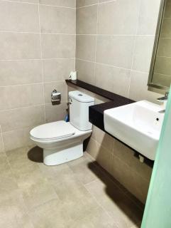 Endless Seaview Tropicana 218 Macalister - 2