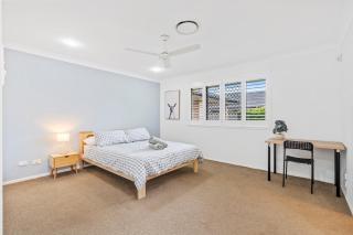 The Grandview Haven 5BR Home with 2 Living Zones - 1