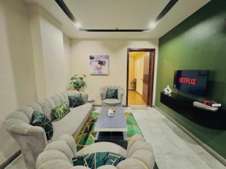 Designer 1BHK Apartment in Gulberg Greens Islamabad Arena Mall - 4