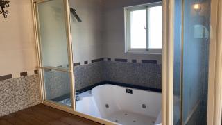 Peeks meet moon gallery & house - 4