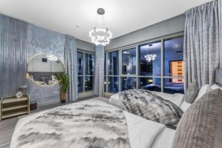 Charming 1BR w Burj Khalifa view - 7