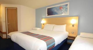Travelodge Perth Broxden Junction - 7