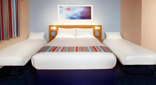 Travelodge Bromborough - 6