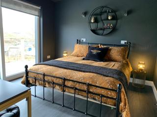 The Crows Nest - 3